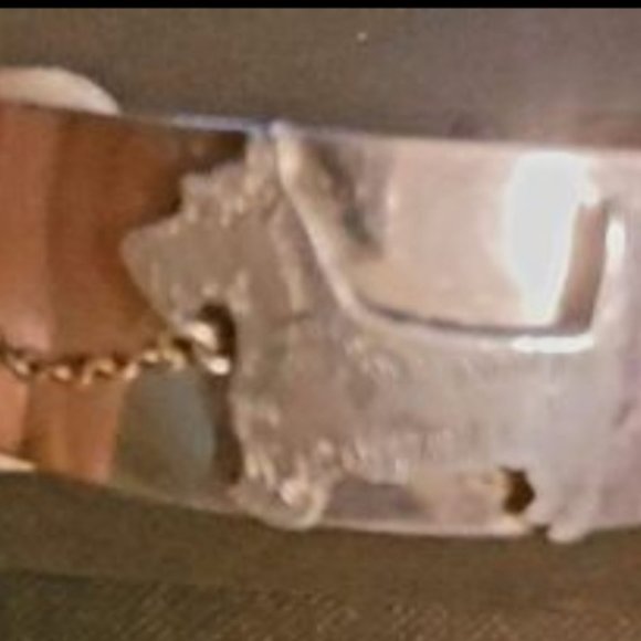 Unique stainless steel scotty dog cuff bracelet/pre-loved - Picture 3 of 8